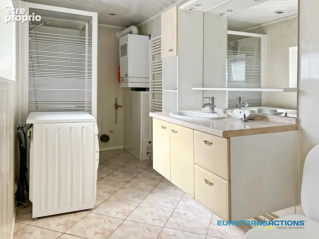 Maison de 5 pièces rénovée et au calme en impasse, de 100 m² (121 m² au sol) avec dépendance (80 m²) - photo 7