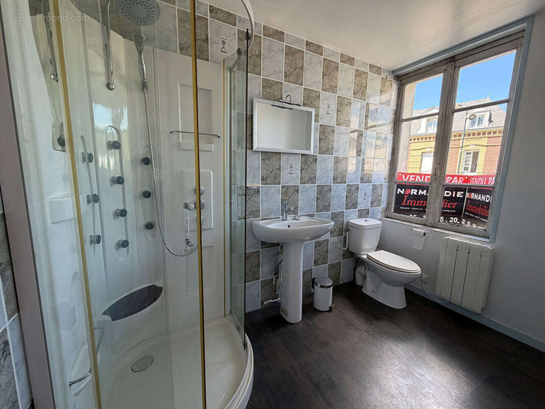 Appartement à LILLEBONNE