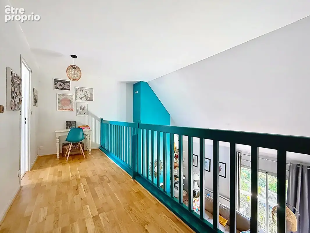 T6 Duplex 4 Chambres Dernier Étage Balcon Parking - photo 8