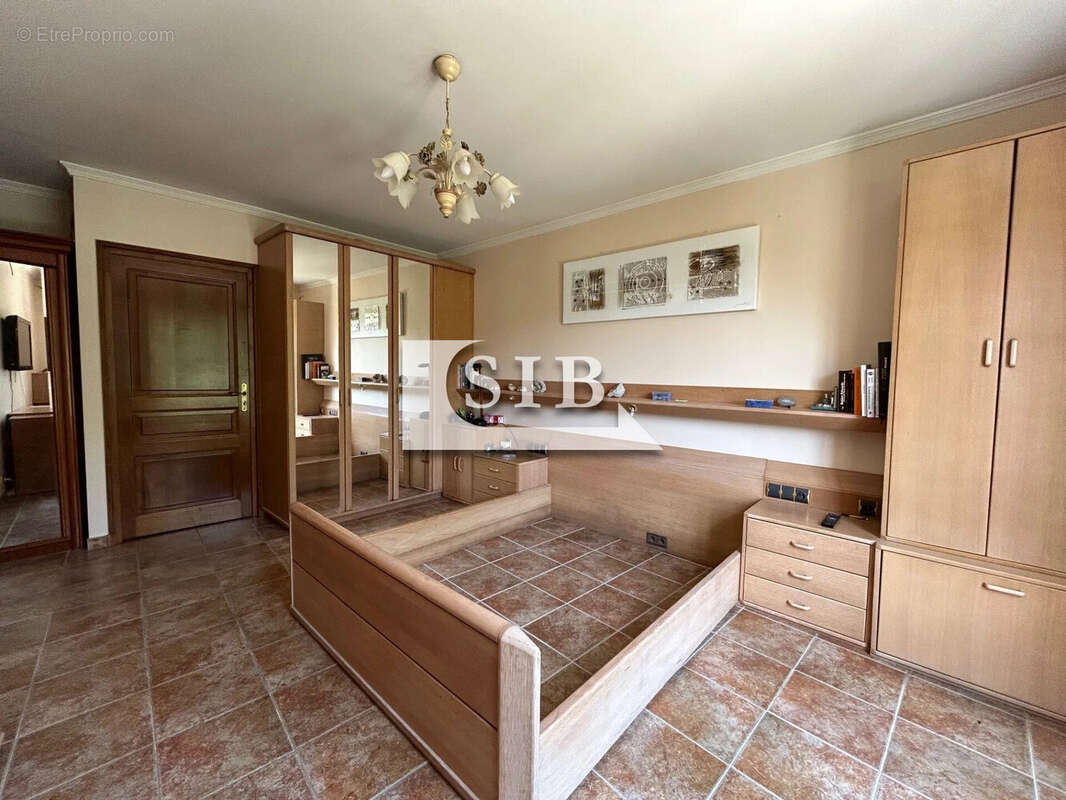 Maison à LONGPONT-SUR-ORGE