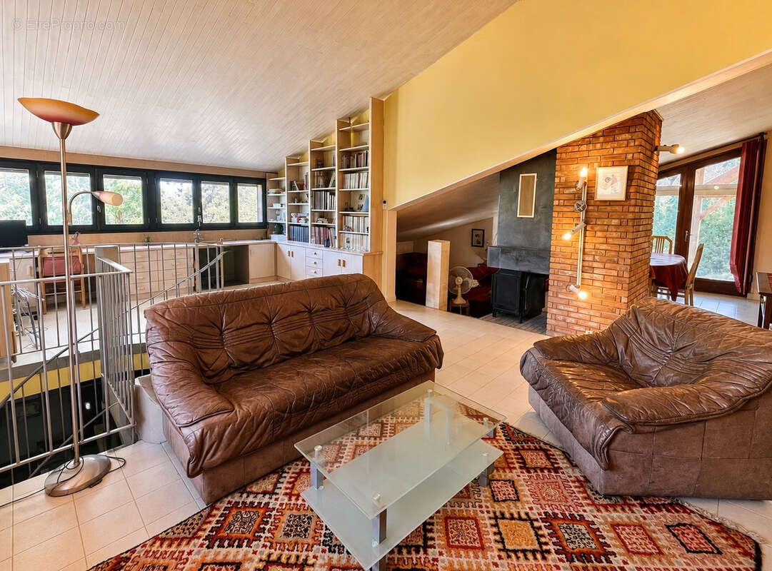 Maison 126 m² - 2 chambres + possibilité 3e chambre - Terrain 4 500 m² - SAINT-JULIEN-EN-SAINT-ALBAN - photo 6