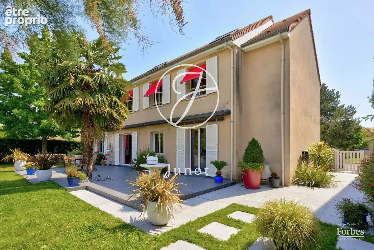 Croissy-sur-Seine - CENTRE-VILLE - Maison - 5 chambres - 179.02m² - Terrain 587m². - photo 15