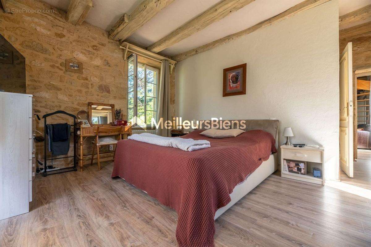 Ensemble immobilier de charme en pierre de 368m2 - photo 13