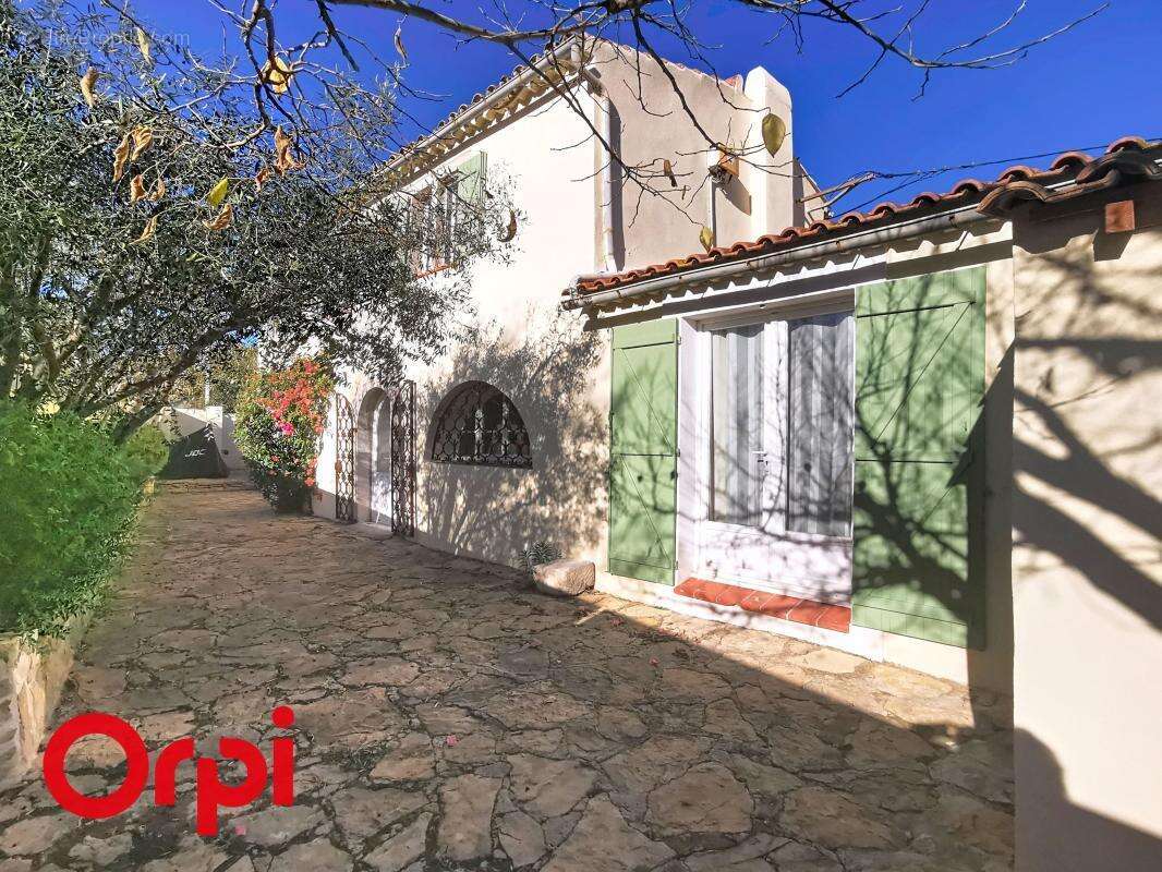 Maison à LA CADIERE-D&#039;AZUR