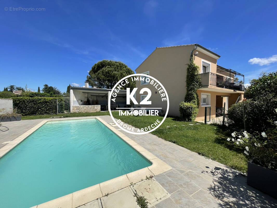 Maison à MONTELIMAR