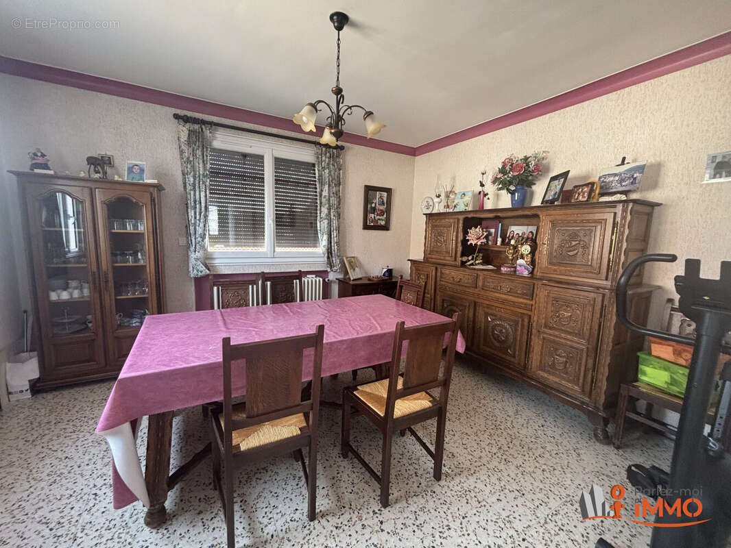 Maison 110 m² à Savigneux  - photo 5