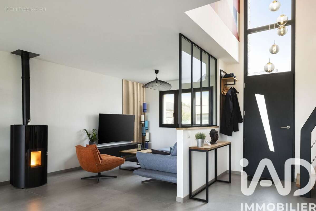 Photo 2 - Maison à ARGANCY