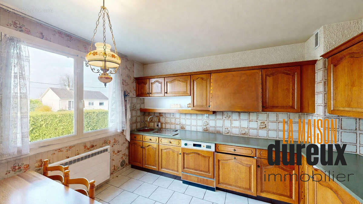 Maison à GRAY-LA-VILLE