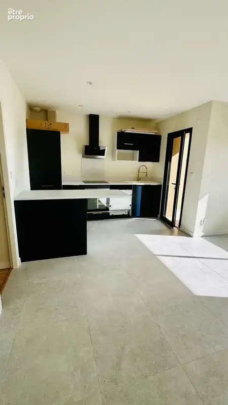 Appartement T2 de standing + TERRASSE et 2 parkings souterrains - photo 2