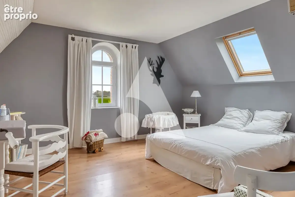 Maison de maître du XIX ème siècle  au coeur d'un parc de 3743m2 - photo 10