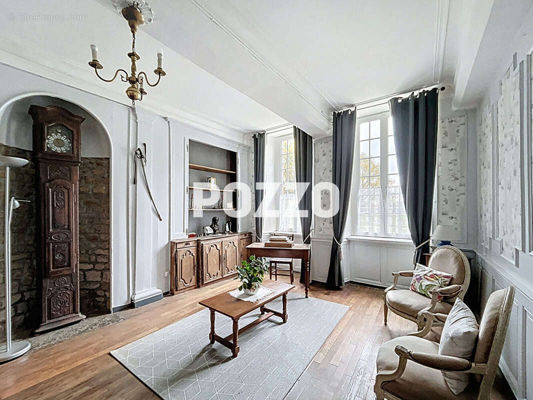 Maison à LE TEILLEUL