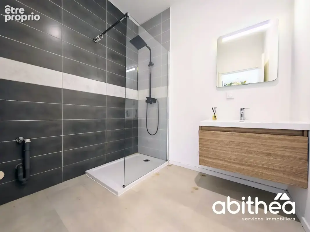 Libourne   l'épinette : une petite maison de charme, entièrement rénovée au prix d’un appartement ! - photo 7