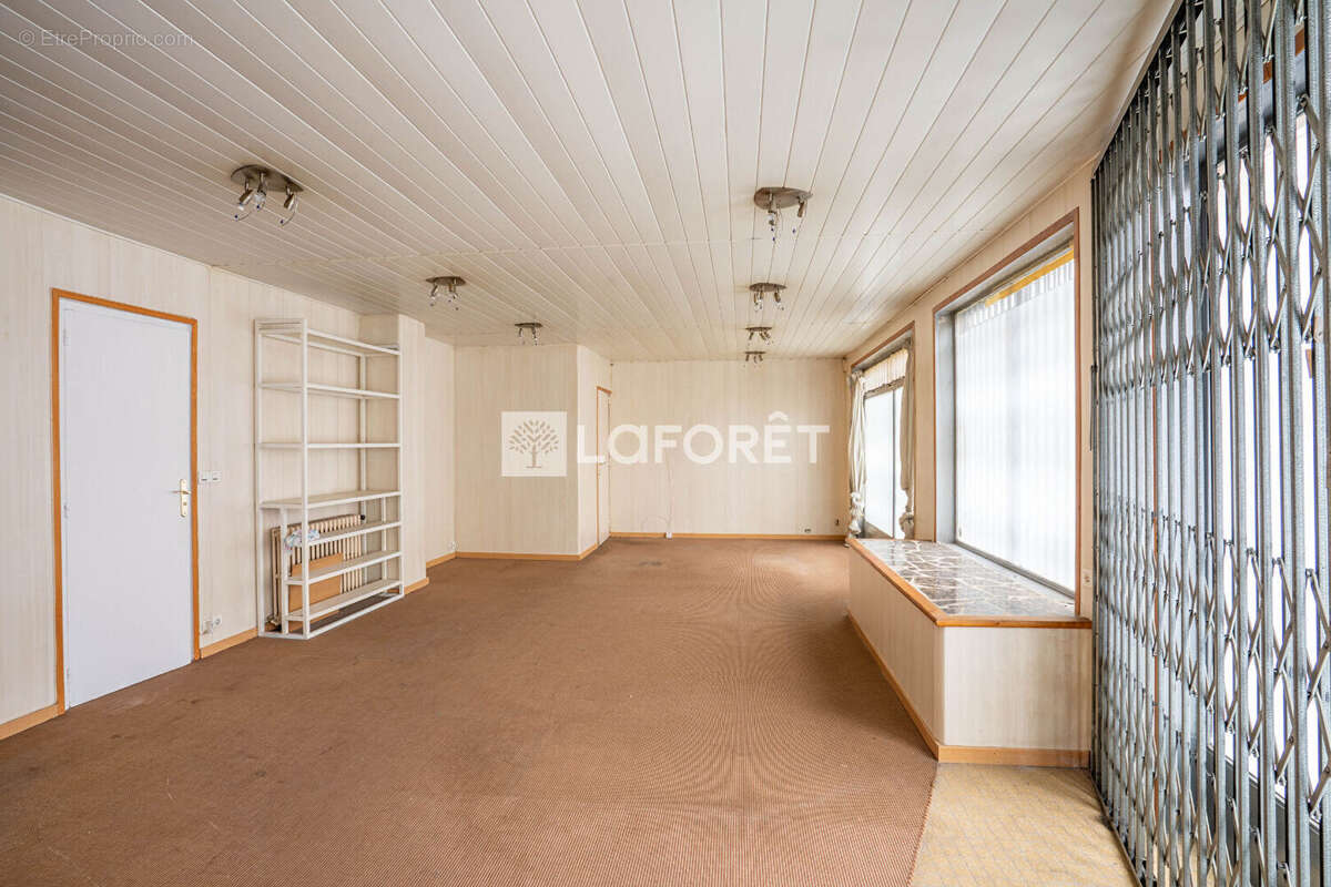 Commerce à PARIS-15E