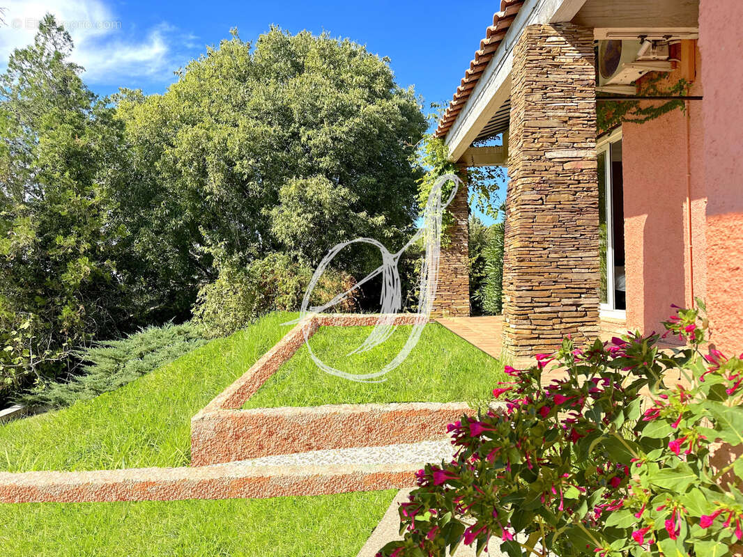 Maison à SAINT-GEORGES-D&#039;ORQUES