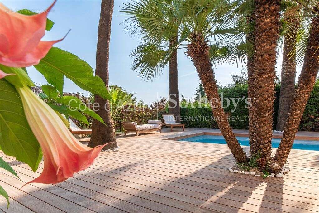 Maison à ROQUEBRUNE-CAP-MARTIN