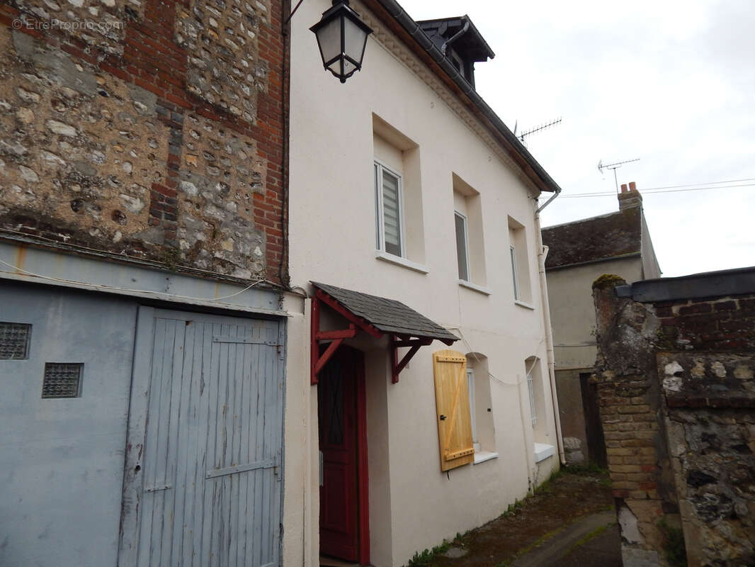 Maison à QUILLEBEUF-SUR-SEINE