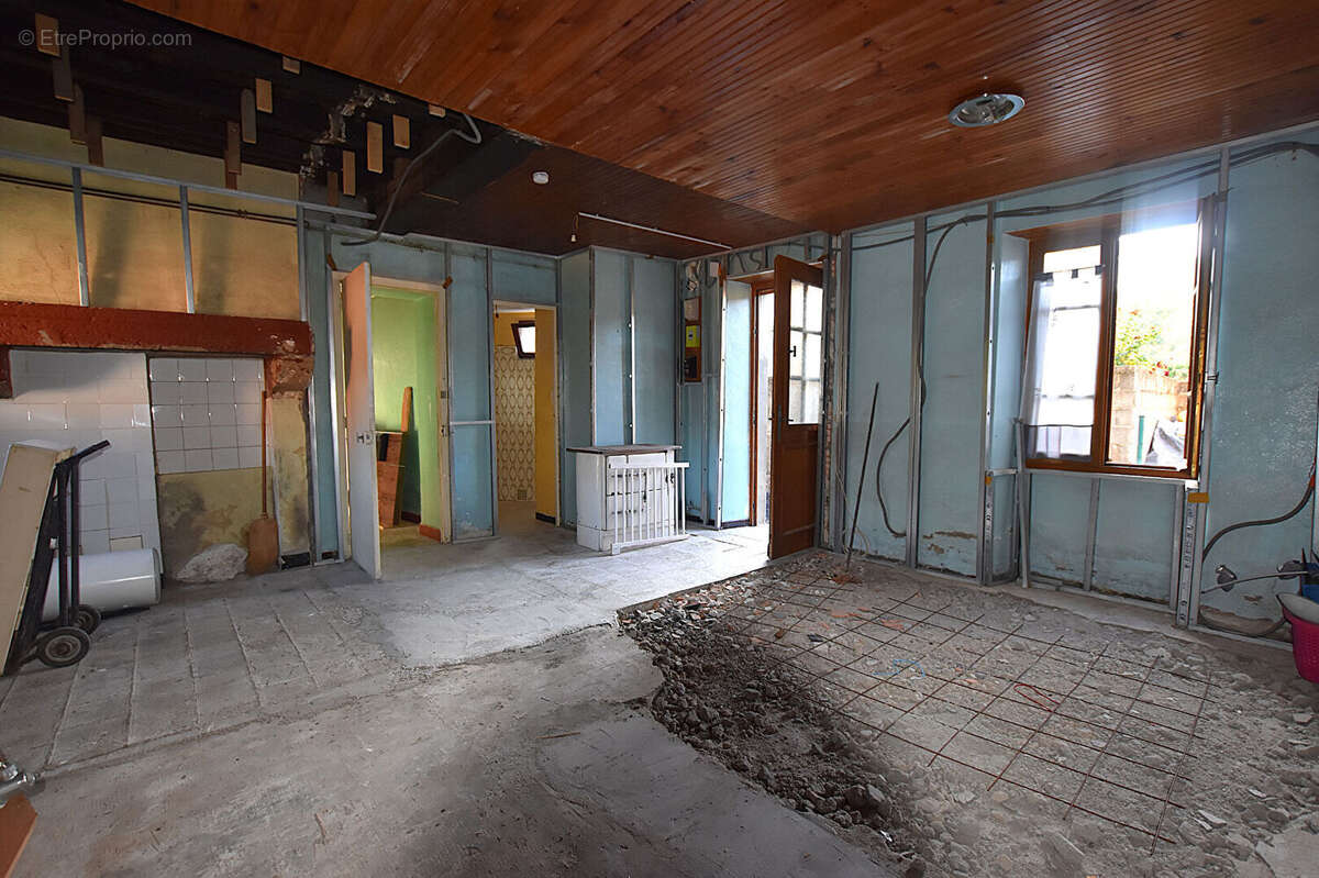 Maison à JALIGNY-SUR-BESBRE