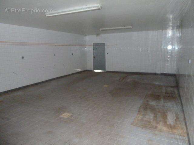Commerce 863 m² à Proville  - photo 9