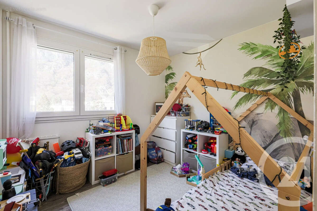 Appartement à SASSENAGE