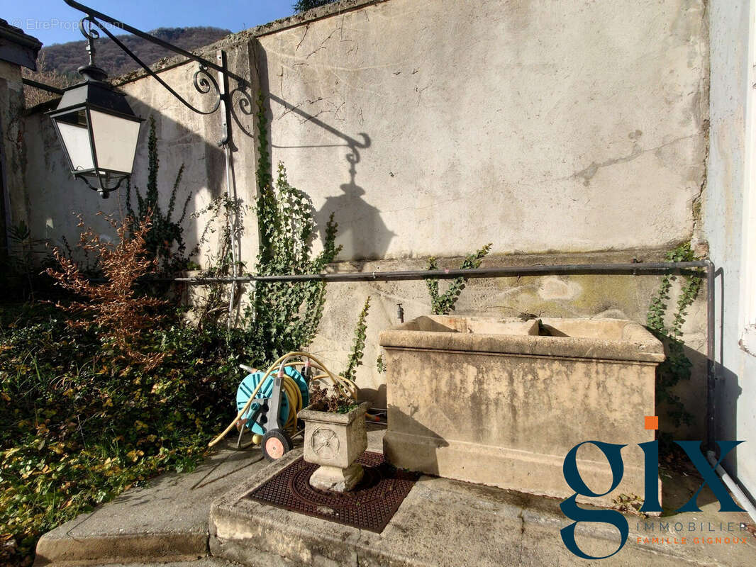 Maison à LA TRONCHE