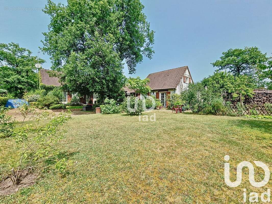 Photo 3 - Maison à VIGNOUX-SUR-BARANGEON