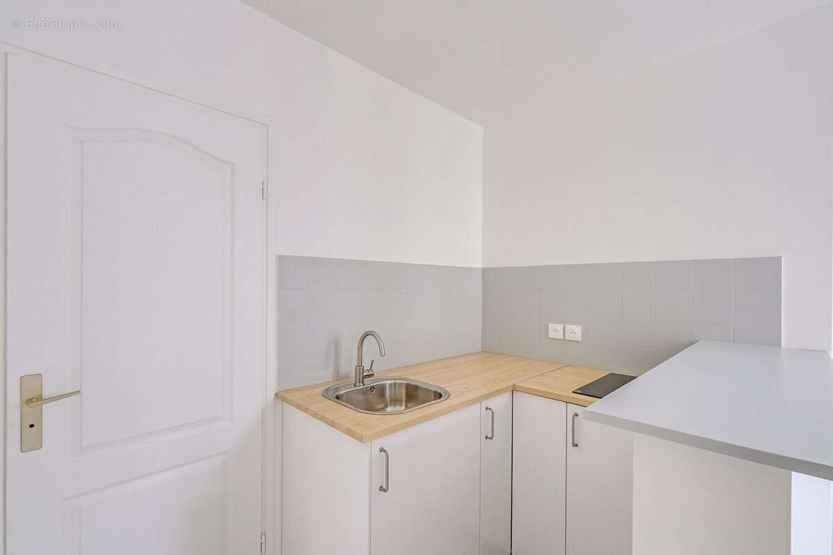 Appartement à PARIS-10E