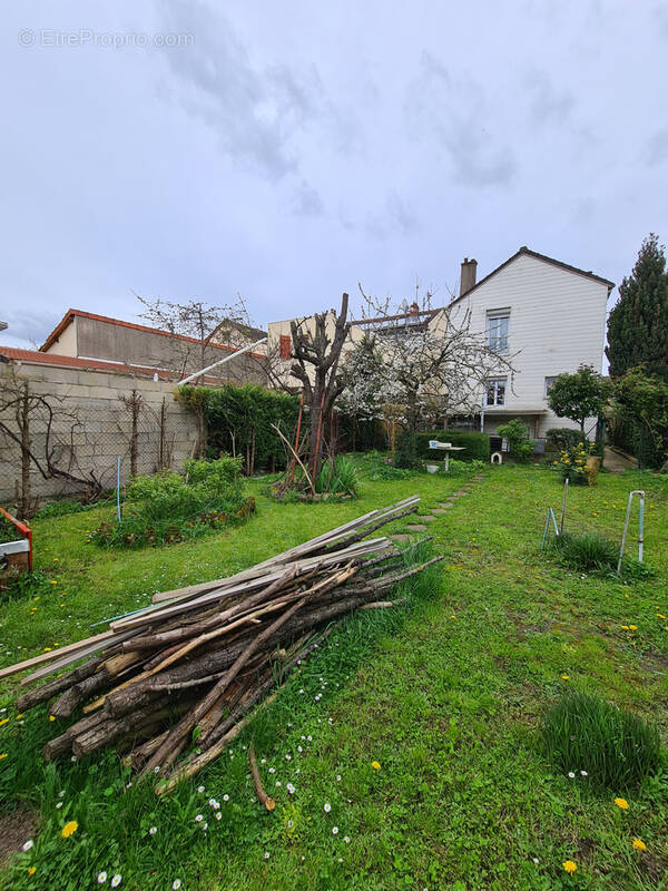 Maison à LE BOURGET