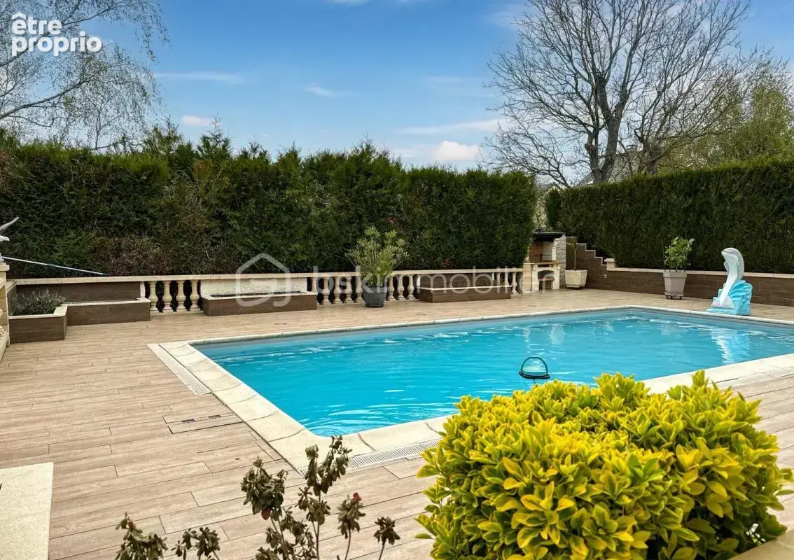 Magnifique maison familiale avec piscine – Calme absolu à 20 km de Paris - 240 m² habitables - photo 14