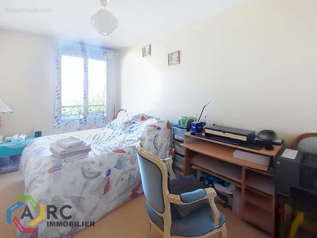 Appartement à SAINT-JEAN-DE-BRAYE