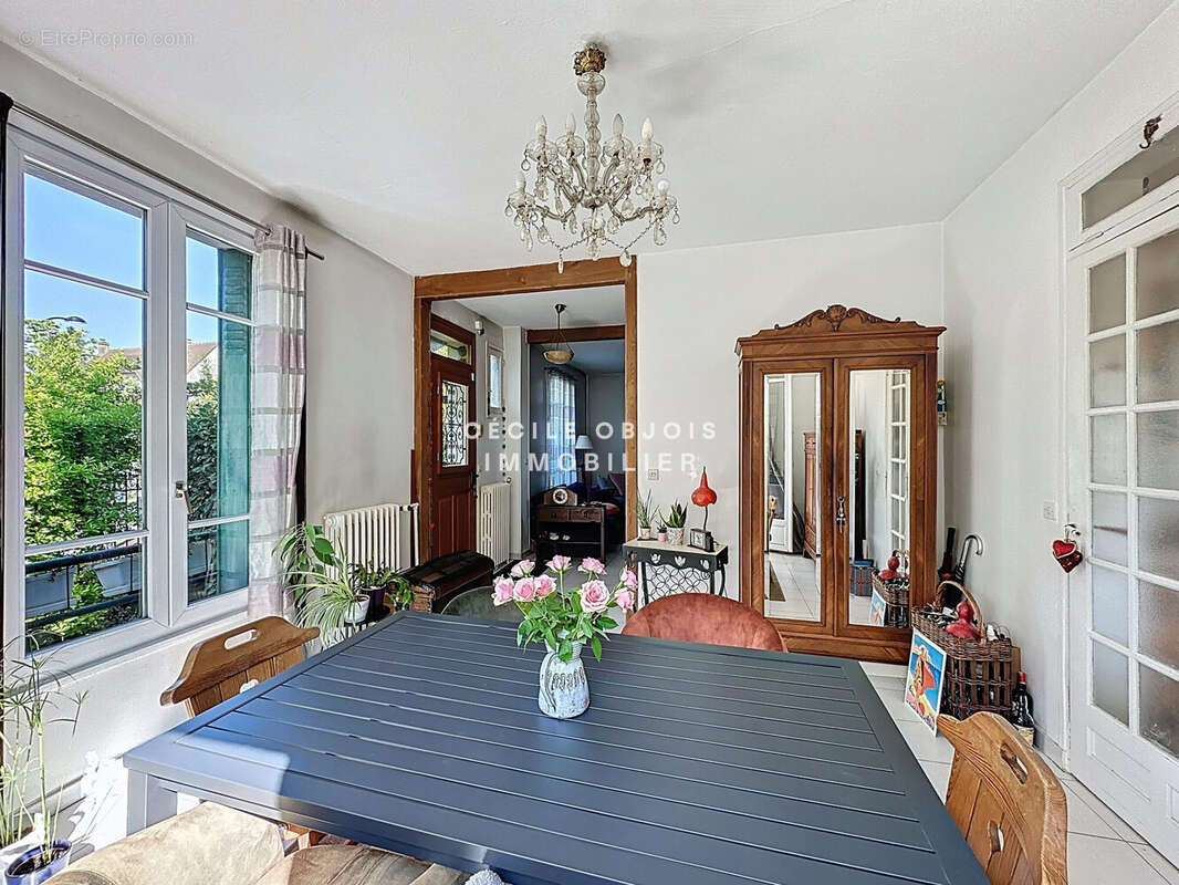 Maison à JOINVILLE-LE-PONT