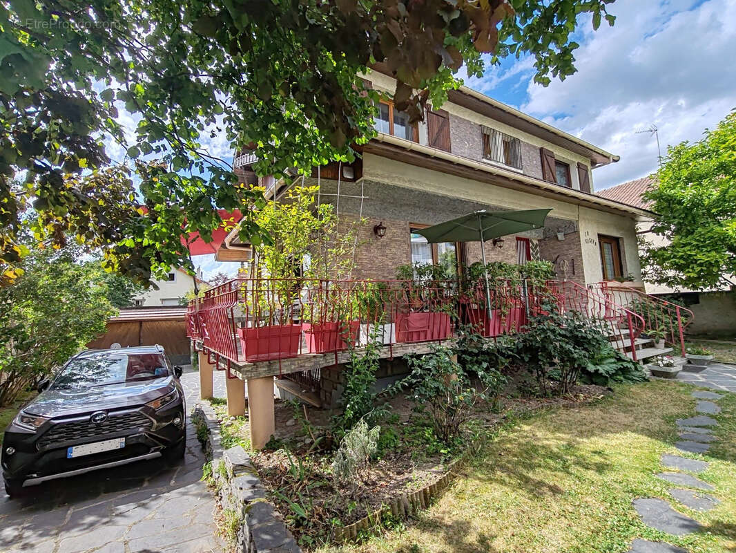 Maison à LIVRY-GARGAN