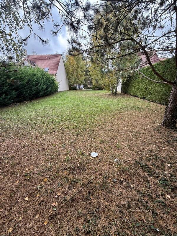 Terrain à SAINT-PIERRE-DU-PERRAY