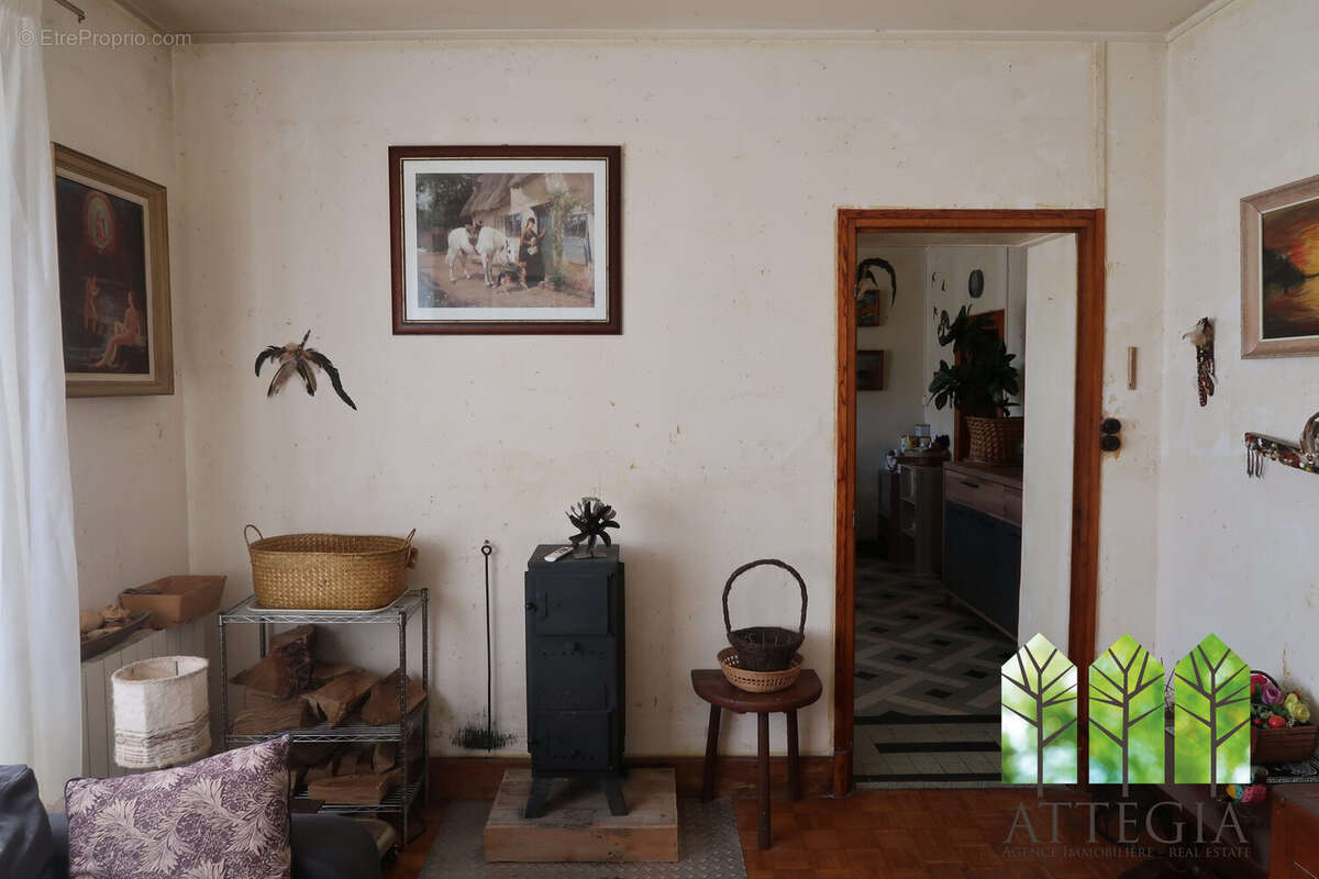 Maison 85 m² à Chambon-Sainte-Croix  - photo 6