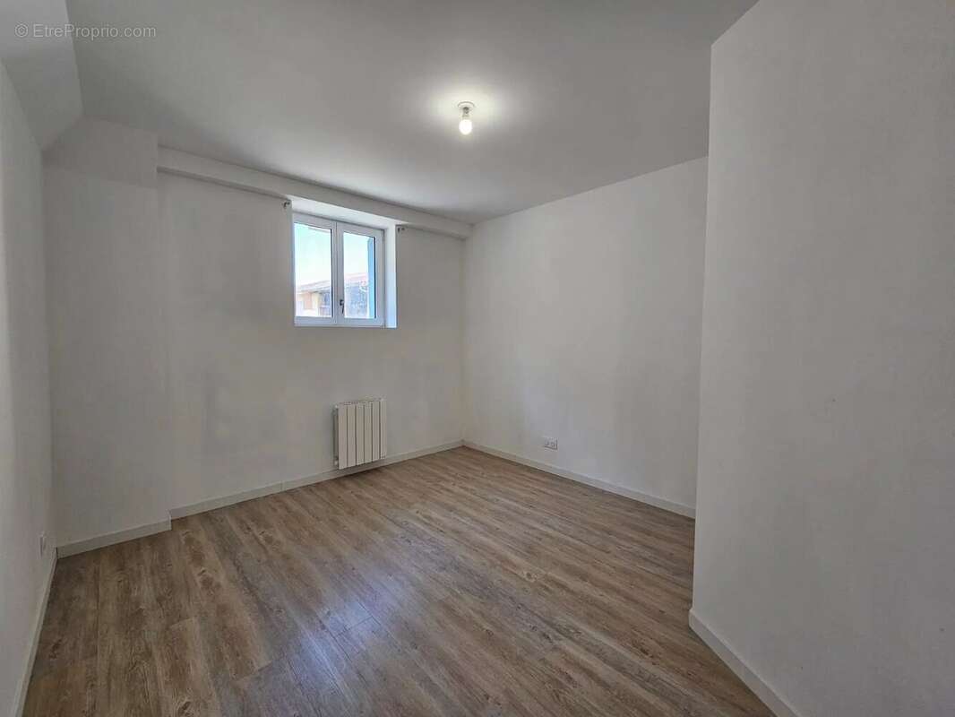 Appartement à THOISSEY