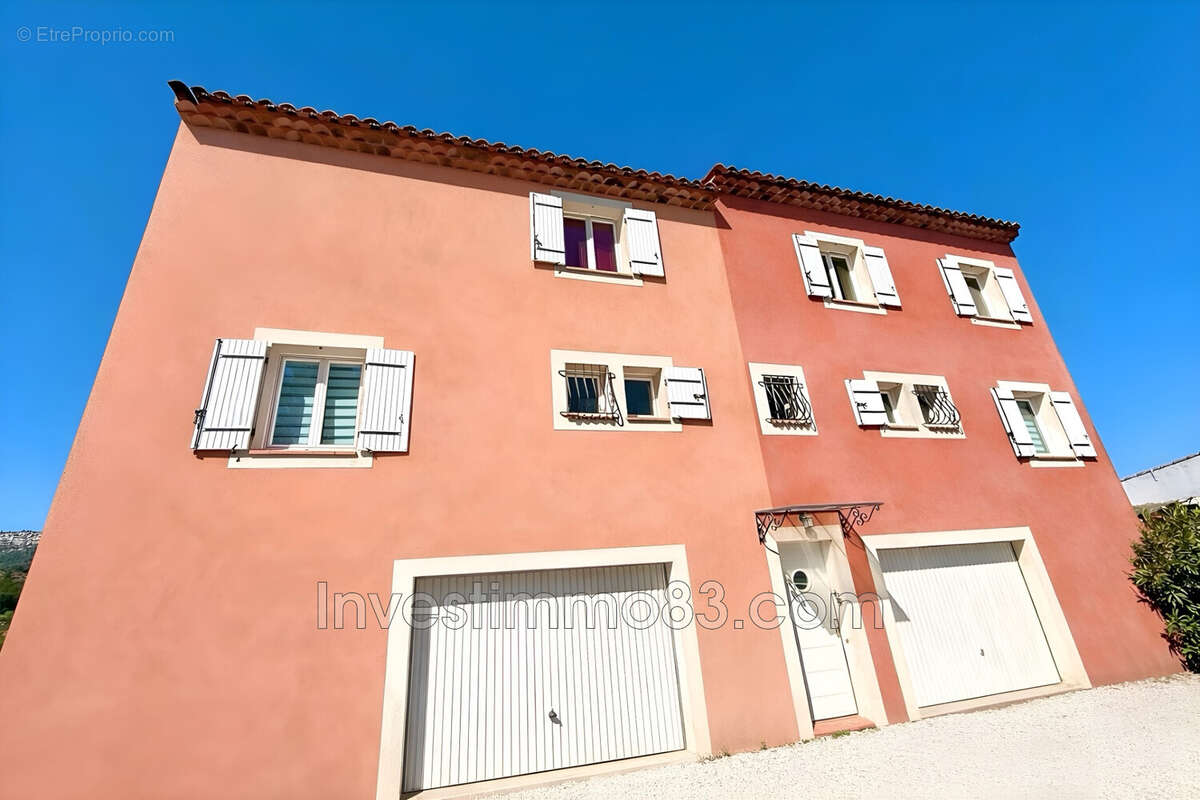 Appartement à ROUSSET