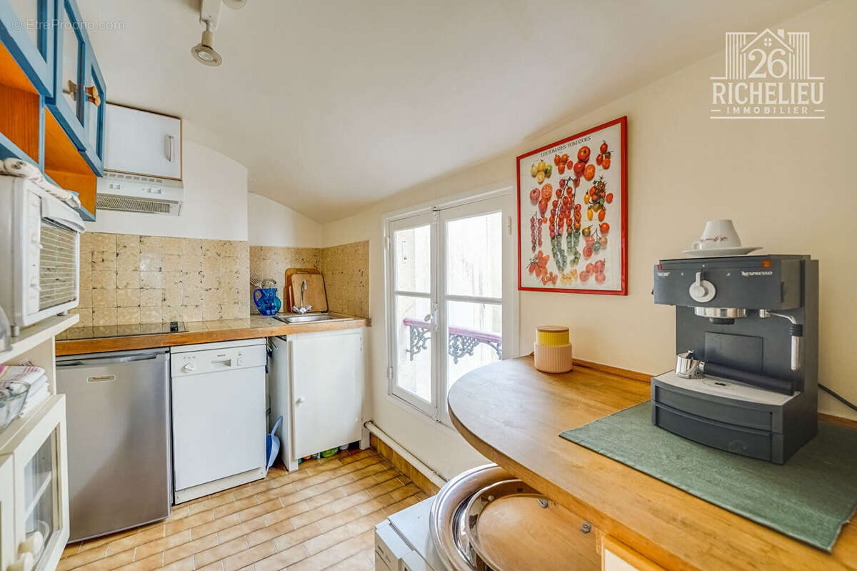 Appartement à PARIS-2E