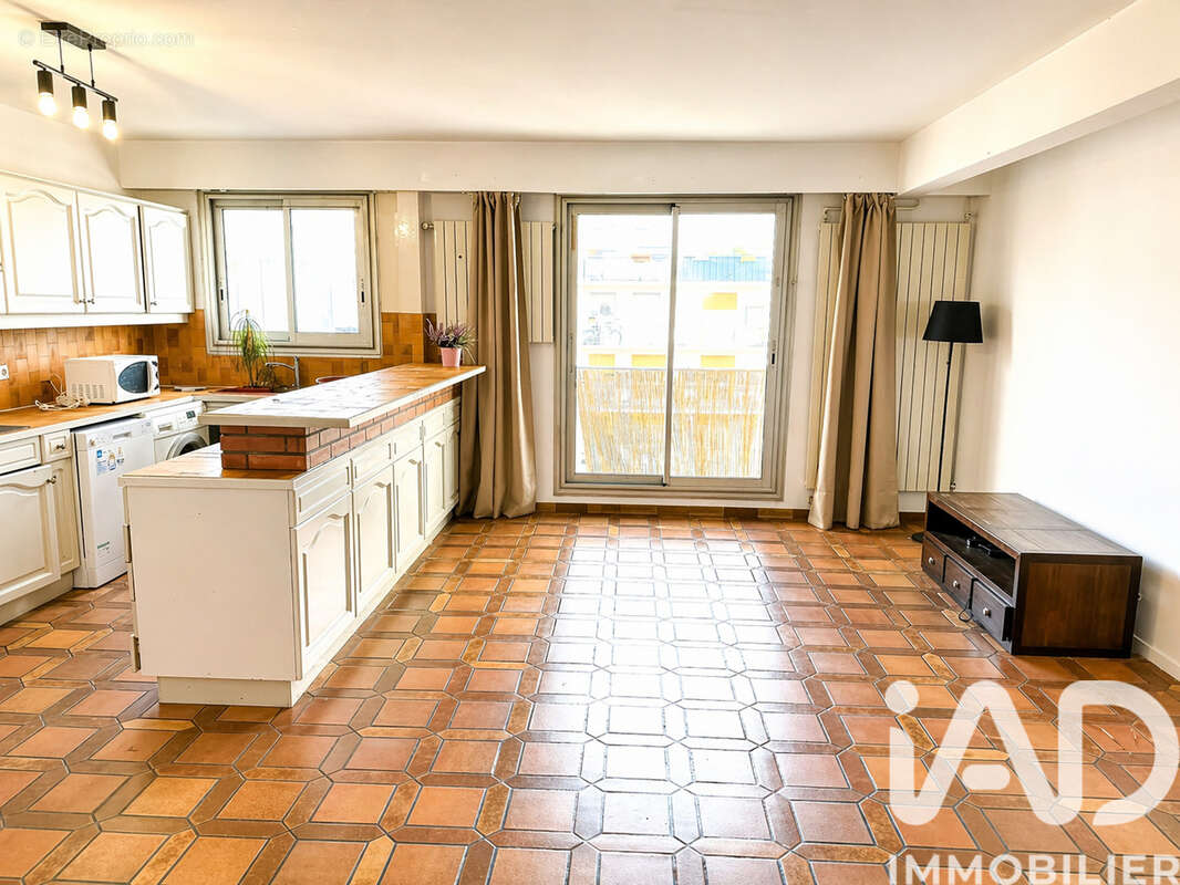 Photo 4 - Appartement à PARIS-19E