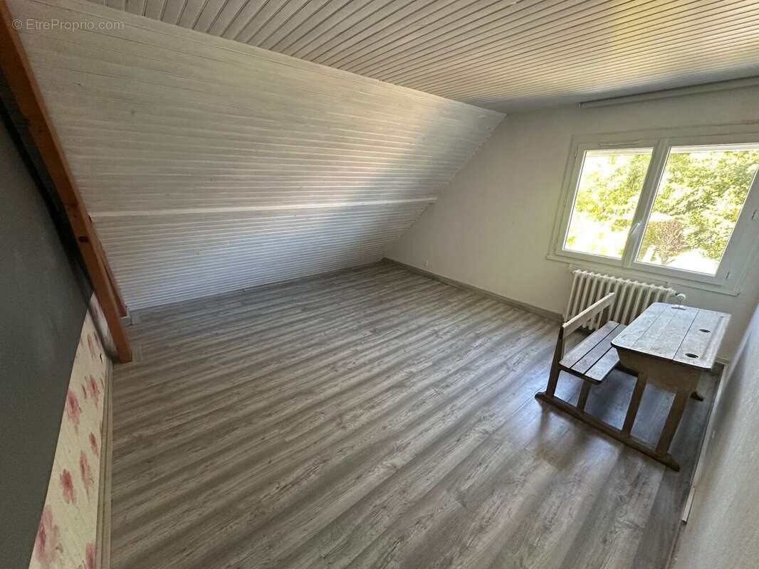 Maison à POILLY-LEZ-GIEN