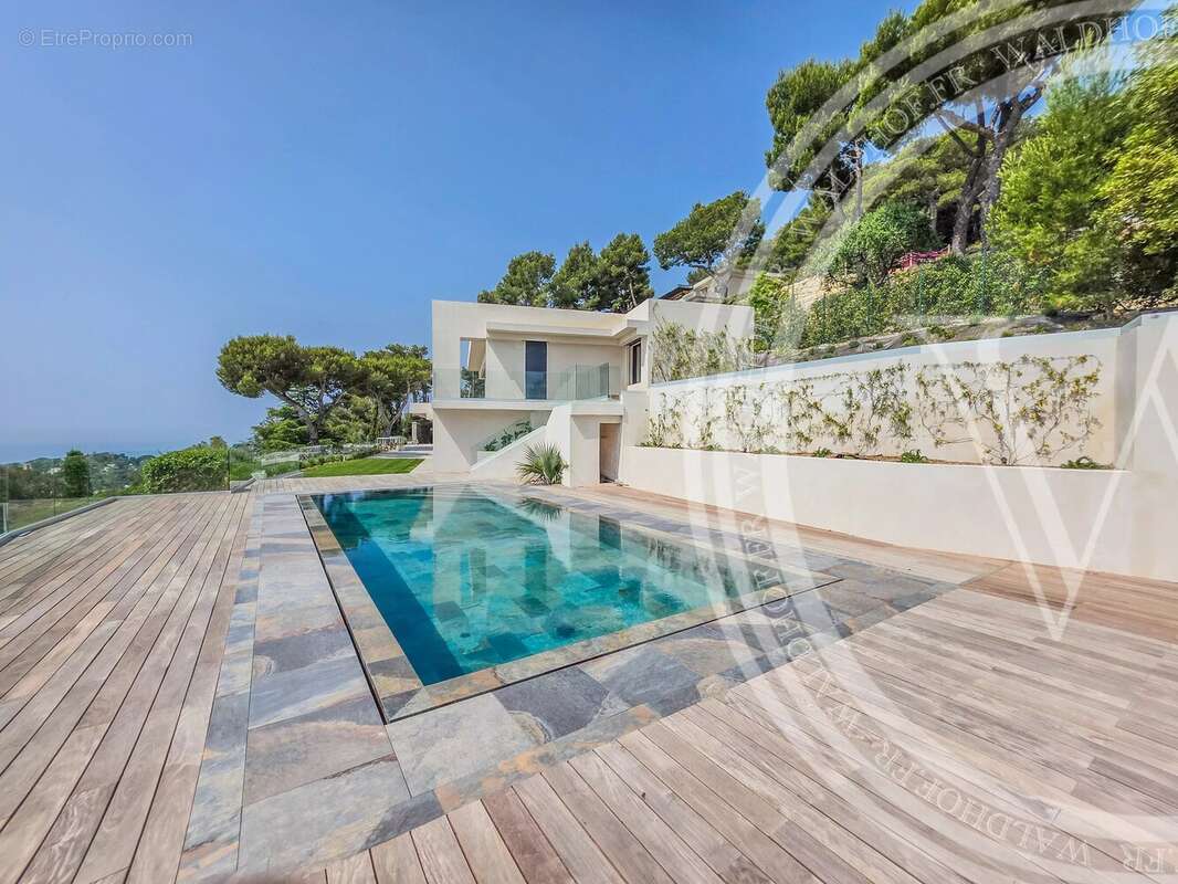 Maison à ROQUEBRUNE-CAP-MARTIN