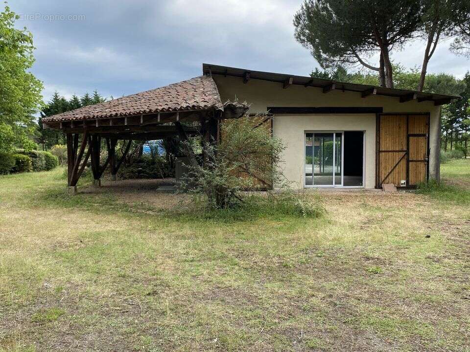Maison en pierres type t4 avec gîte et piscine - photo 25