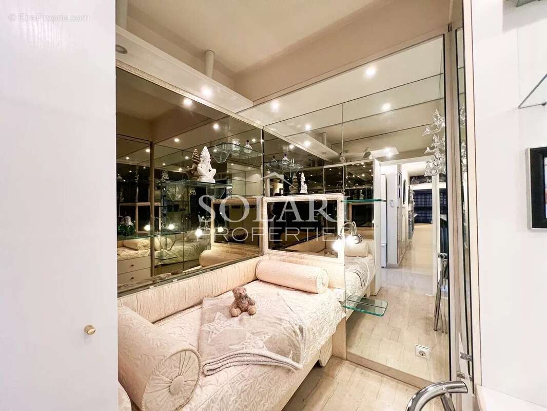 Appartement à THEOULE-SUR-MER