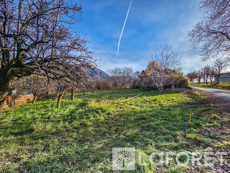 Terrain à CHATEAUROUX-LES-ALPES
