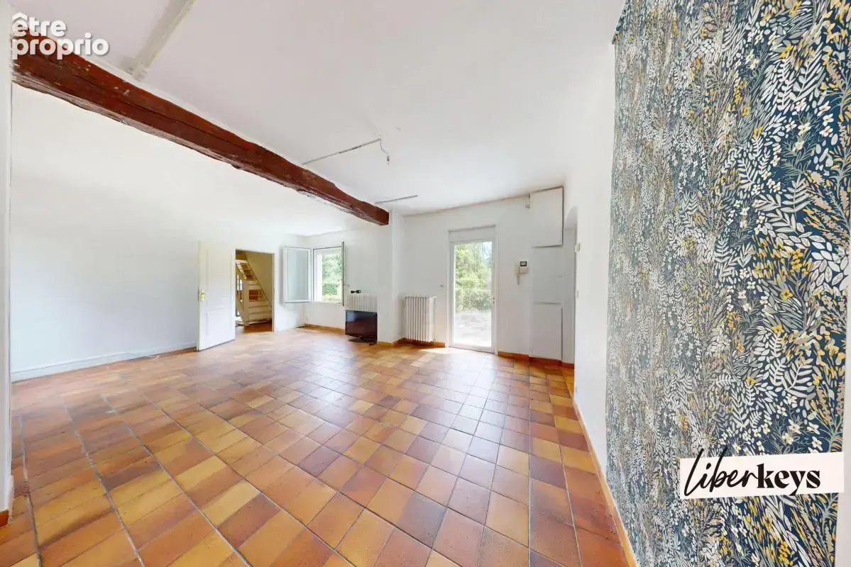 Propriété de 221 m² carrez zt 274 m² surface totale de 7 pièces dans le Vexin à la lisière de la Troesne à Trie-Château 60590 - photo 9