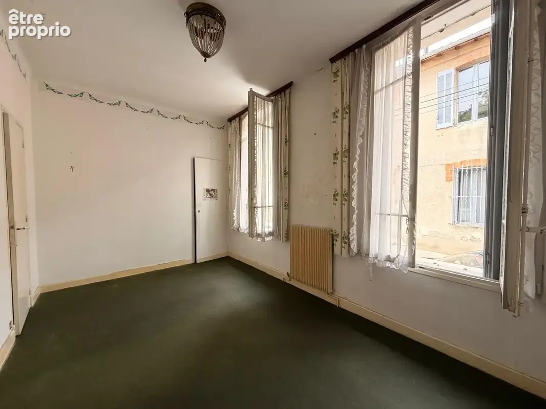 NIMES JEAN JAURES Magnifique maison 4 pièces de 120 m2 sur parcelle de 950 m2 - photo 10