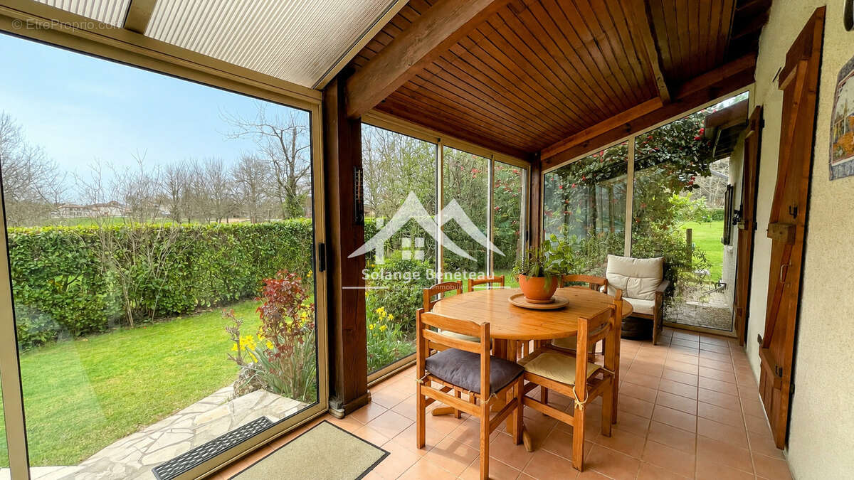 Maison familiale avec piscine et grand terrain arboré   Saint-Martin-Curton - photo 10