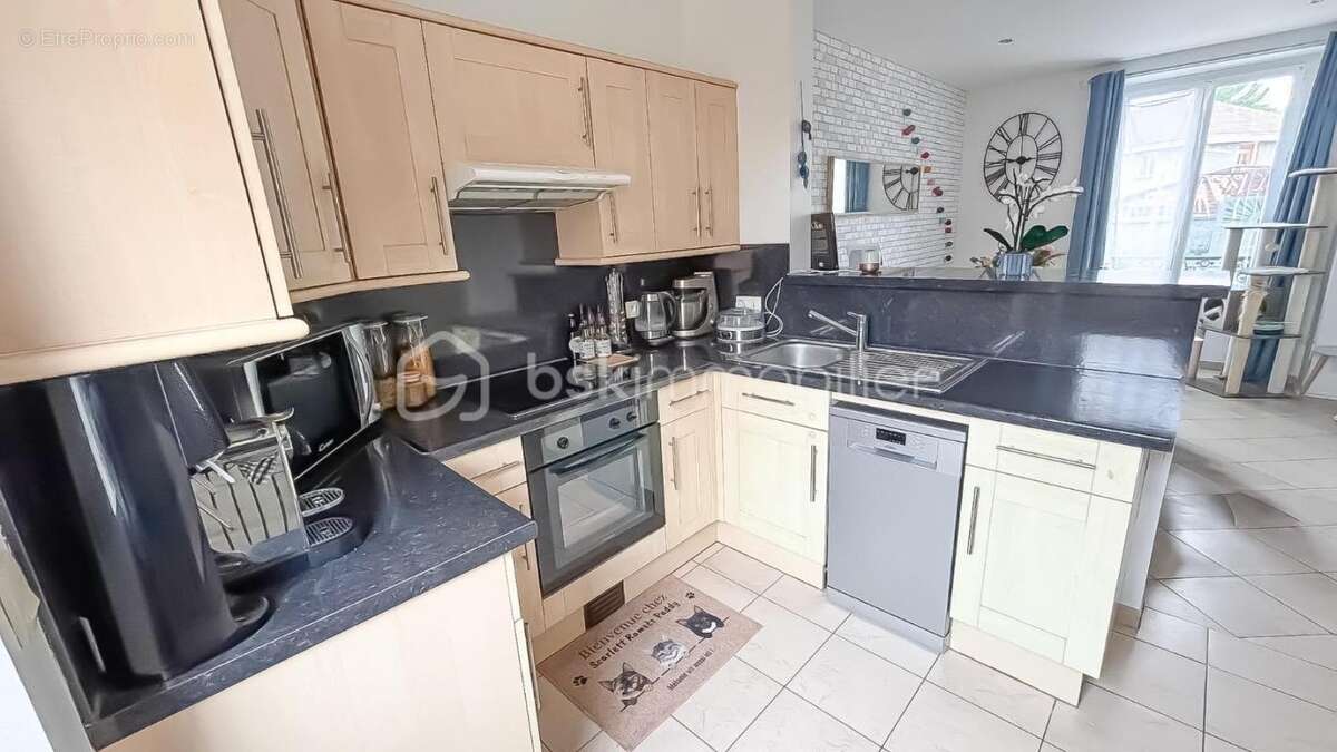 Appartement à GRETZ-ARMAINVILLIERS