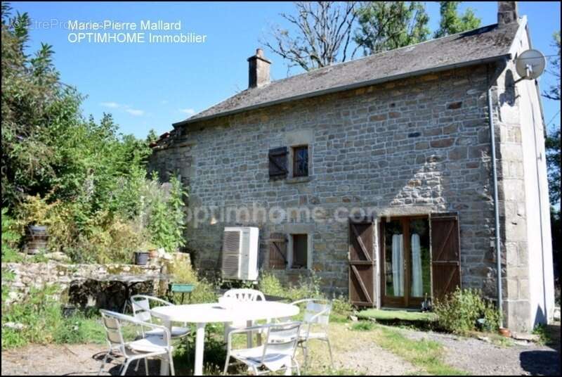 Maison à ROYERE-DE-VASSIVIERE