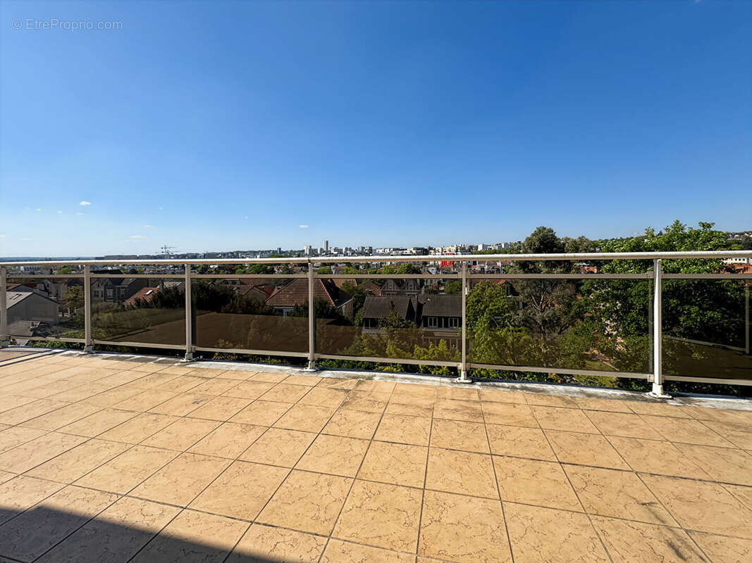 Appartement à ROSNY-SOUS-BOIS