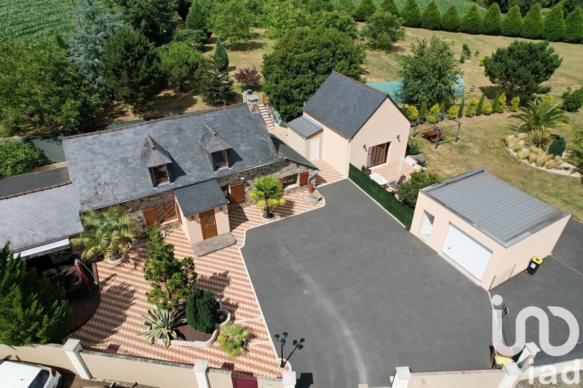 Photo 1 - Maison à LAMBALLE