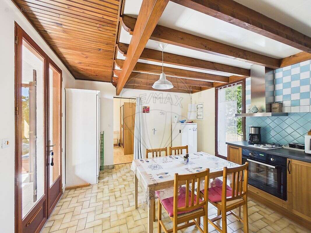 Maison à LES MATHES